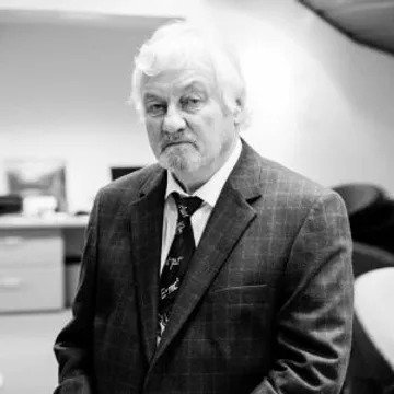 Gerhard Poth, Diplom-Ingenieur